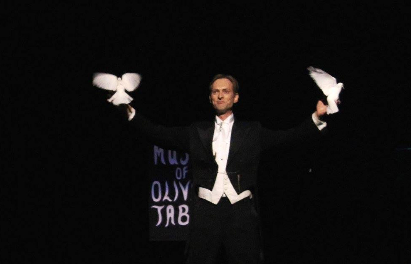 Magicians at a British Ring gathering