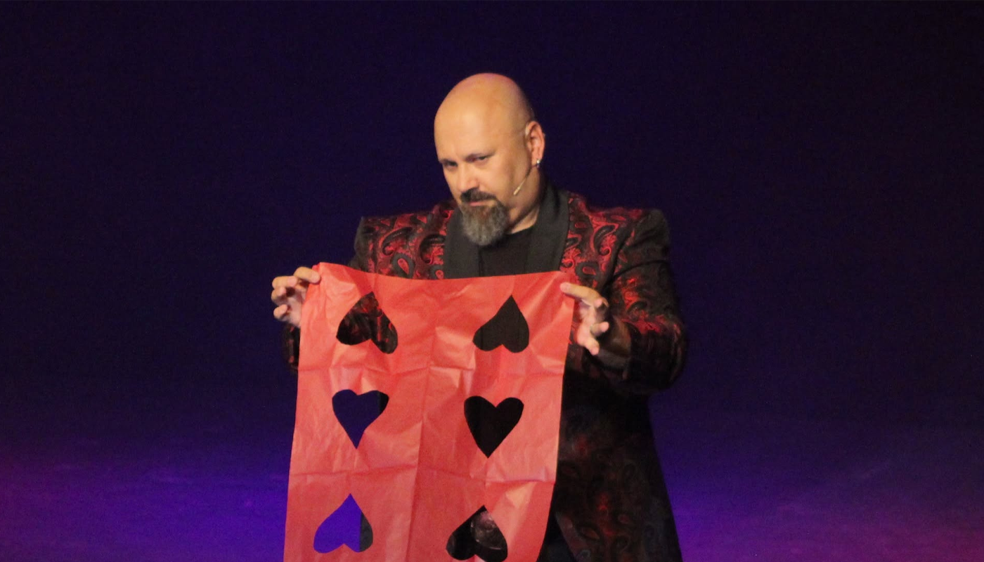 Magician performing in a British Ring competition